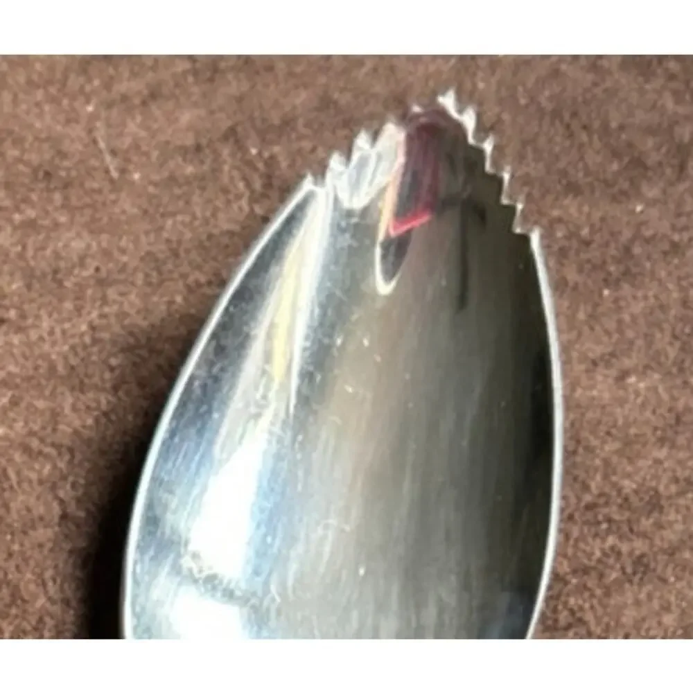 WM Rogers Mfg. Co 1950’s Tea Grapefruit Spoons Set Of 2 Concept Pattern Art Deco